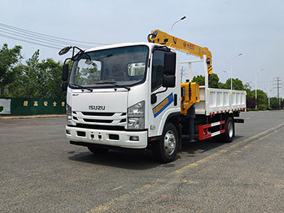 وصلت وحدة واحدة من شاحنة Isuzu ELF بقوة 190 حصانًا مزودة برافعة سعة 3.2 طن إلى إثيوبيا