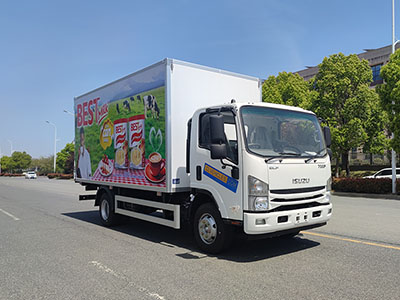 وصلت شاحنة ISUZU ELF المبردة بقوة 190 حصانًا إلى غرينادا