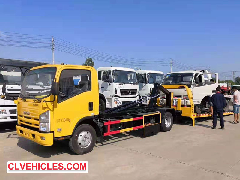 ISUZU ELF Wrecker truck