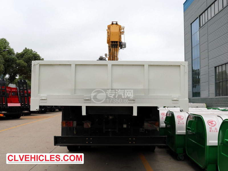 ISUZU truck with 10ton crane