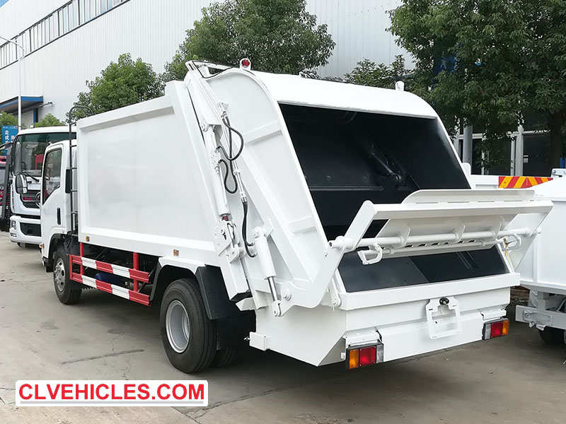 ISUZU ELF compactor garbage truck