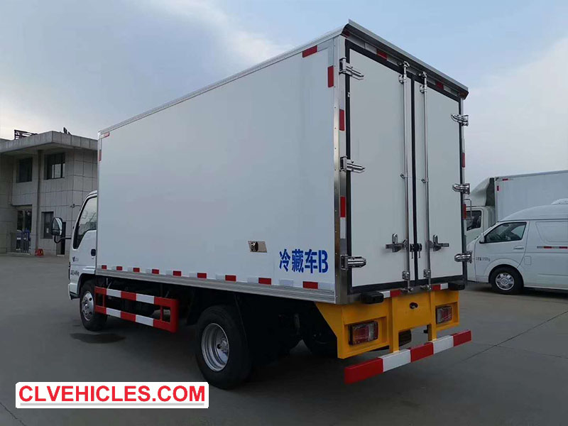 ISUZU refrigerator truck
